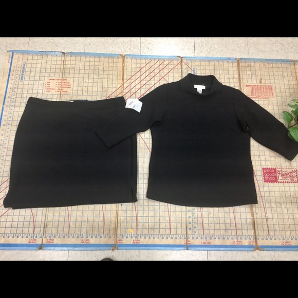 NWT Doncaster skirt and top set size 18